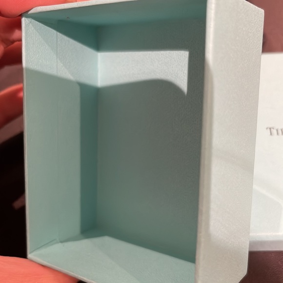 Authentic Tiffany & Co. Necklace box - Picture 4 of 5